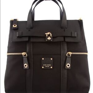 henri bendel | Bags | Henri Bendel Gold Metallic Pebbled  display picture 2